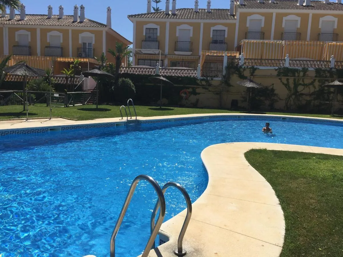 Adosado 4 Habitaciones En Islantilla Campo De Golf Lepe